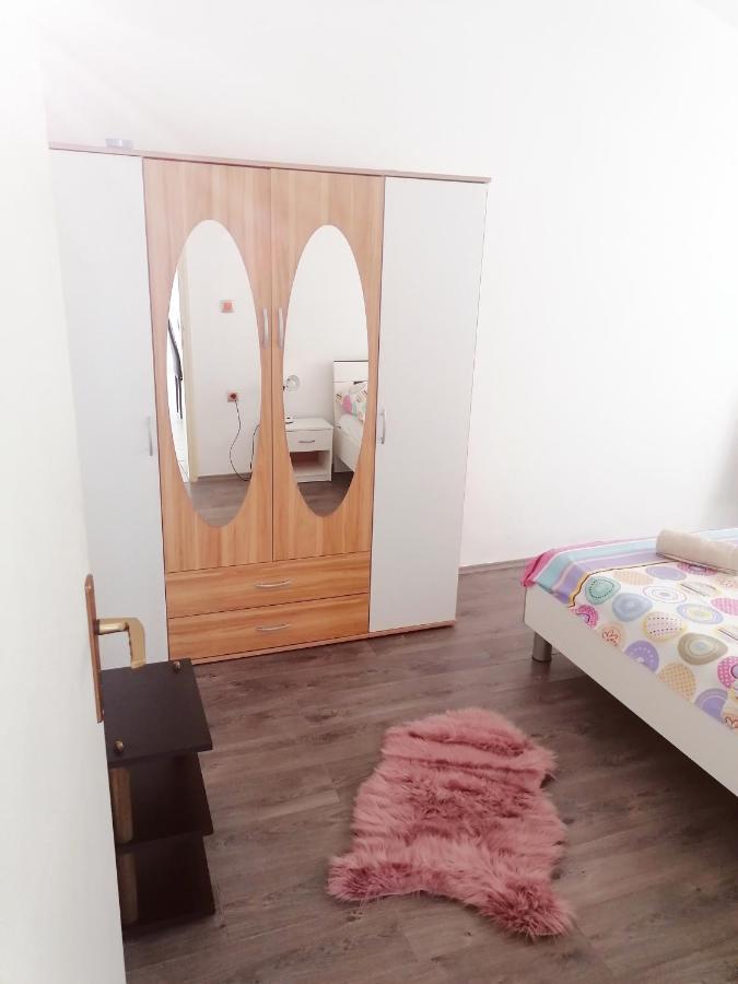 Апартаменти Apartman Vil Sveti Vid-Miholjice Екстер'єр фото