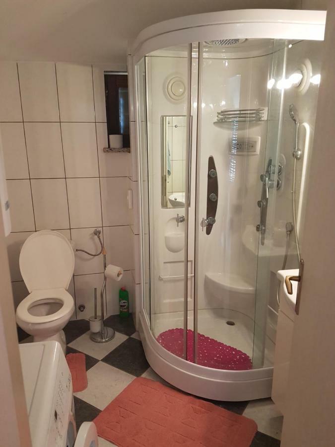 Апартаменти Apartman Vil Sveti Vid-Miholjice Екстер'єр фото